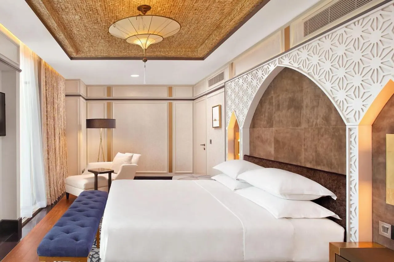 Sheraton Astana Hotel 5*,