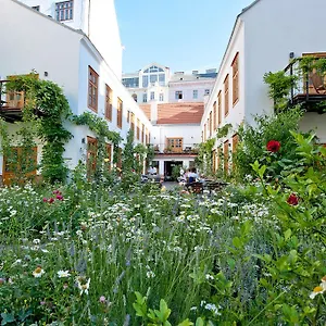 Hotel Schreiners Essen Und Wohnen Wien